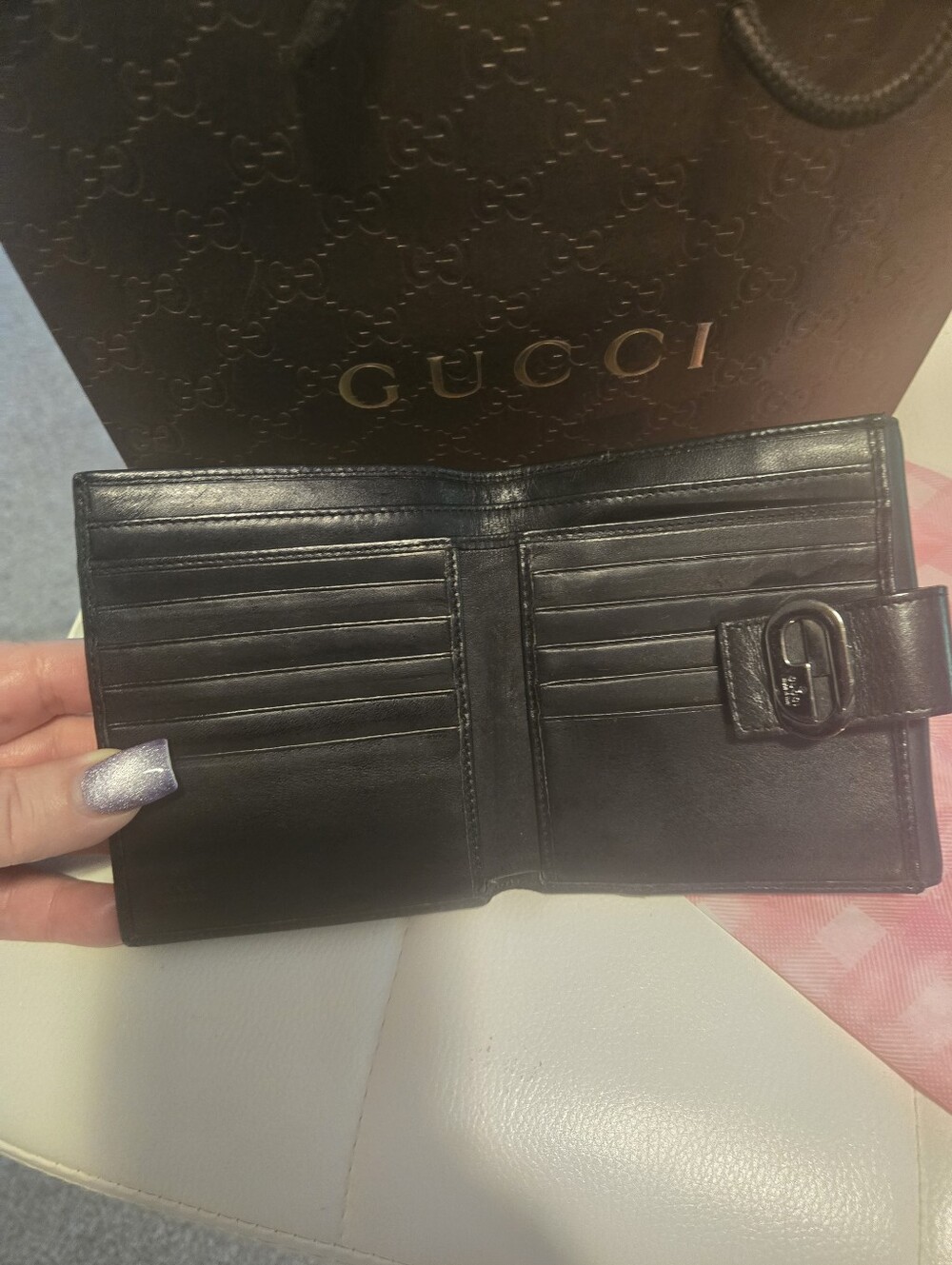 Gucci Wallet EUC - Picture 9 of 14
